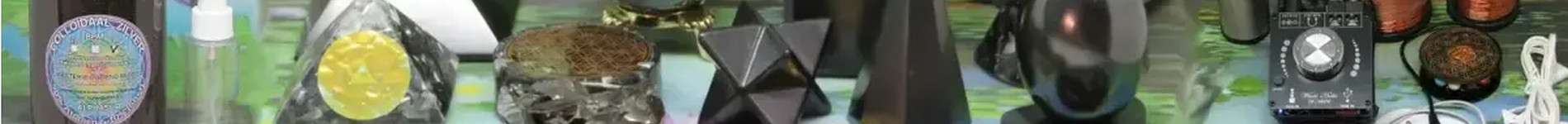 Alphasurya arrière plan