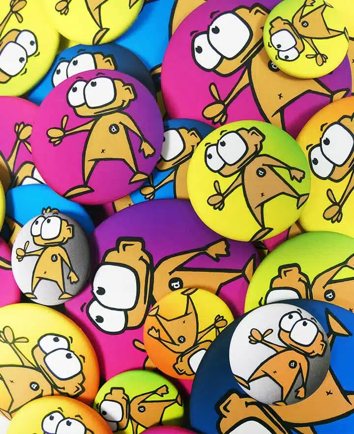 dailybuttonss achtergrond