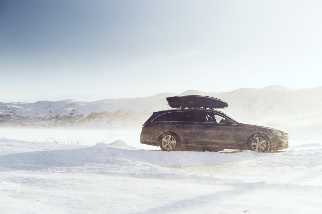 Rent-a-skiboxs background