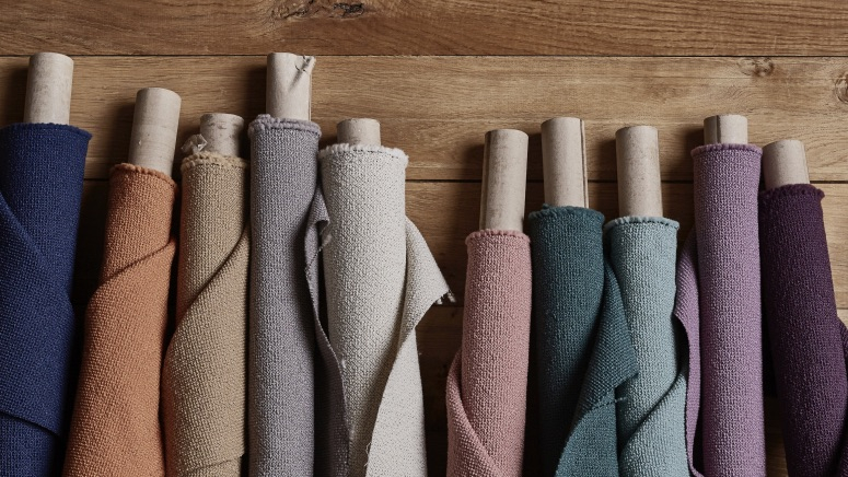 Dominikqs background