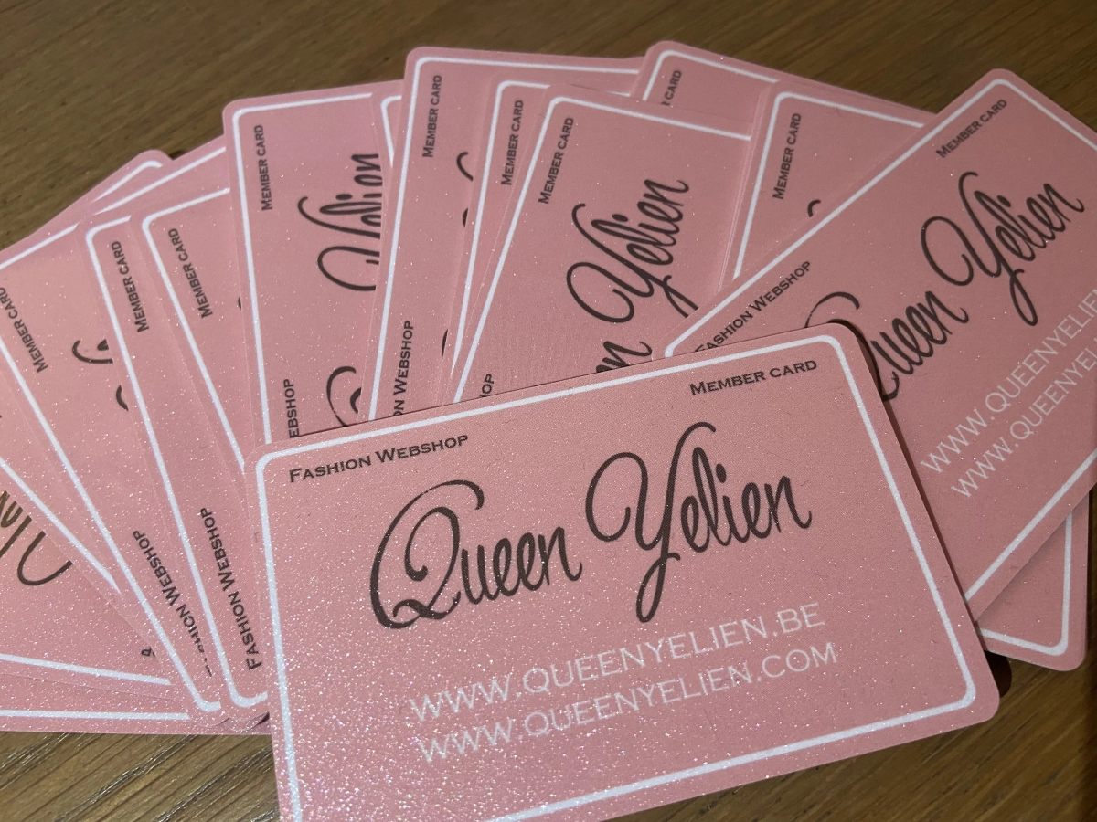 Queen Yeliens achtergrond