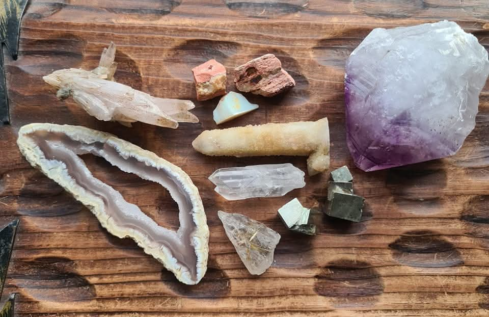 GeMinerals achtergrond