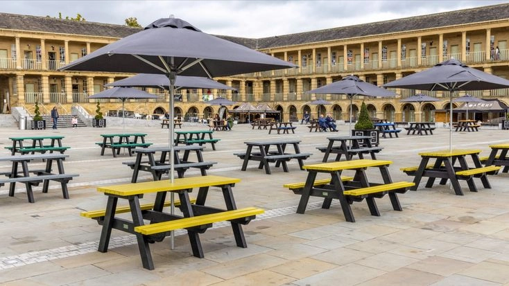 Britishrecycledplastics background