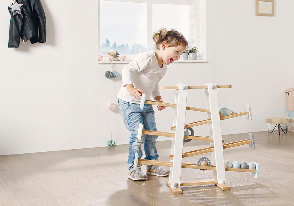 Brivanos achtergrond