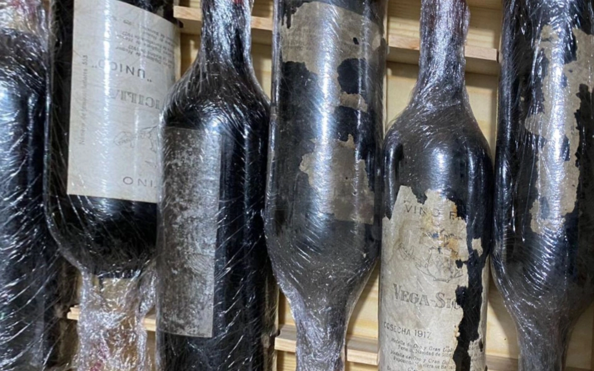 Bodegas Ceniceros background