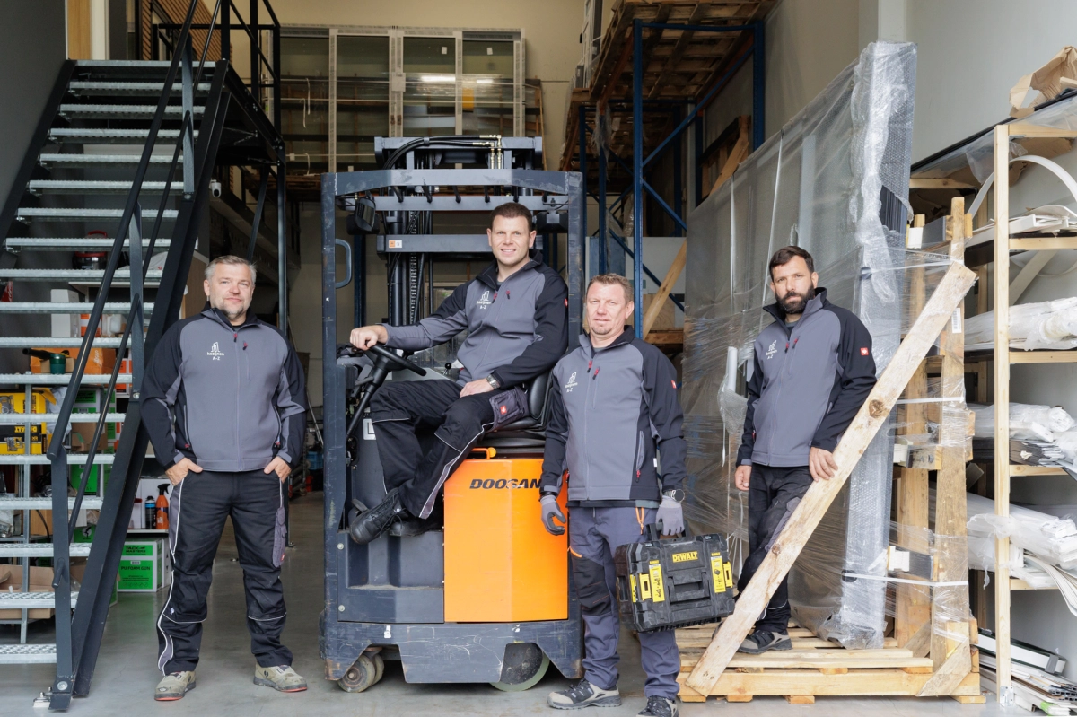 AZ Kozijnens achtergrond