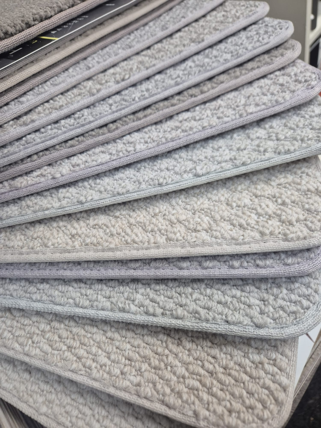 Jimmy's Master Flooring Londons background