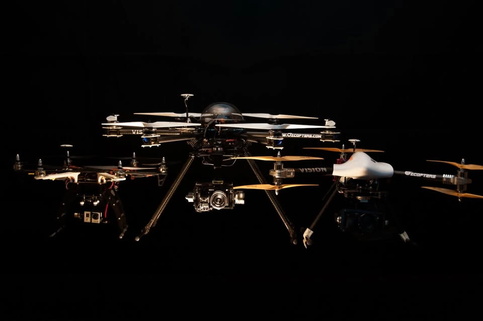 Vision Medias background