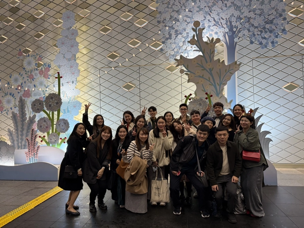 Ematic Solutionss background