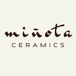 Logo von miñota ceramics