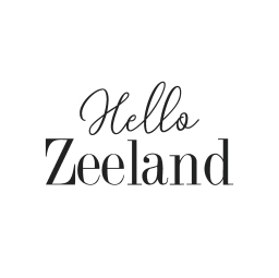 Logo van Hello Zeeland